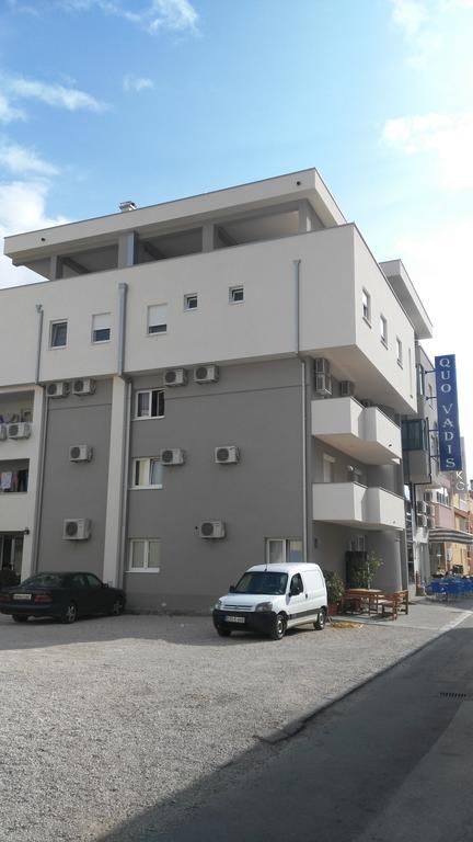 Hotel Quo Vadis Medjugorje Exterior photo